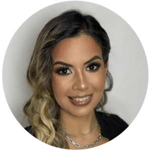 ADRIANA PAREDES